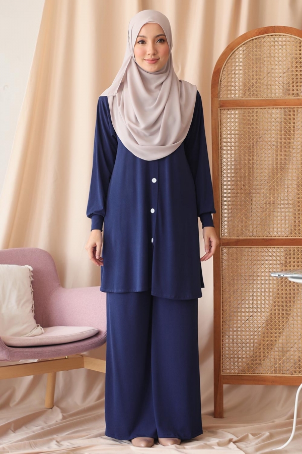 Ratu Balqis - Navy